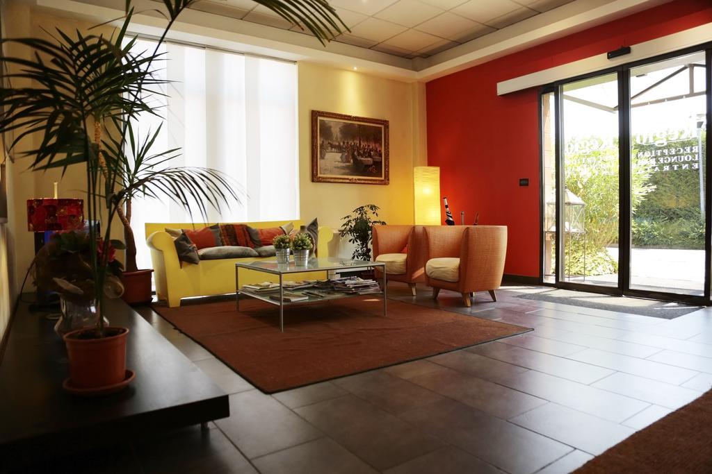 Hotel Regio Rubiera Buitenkant foto