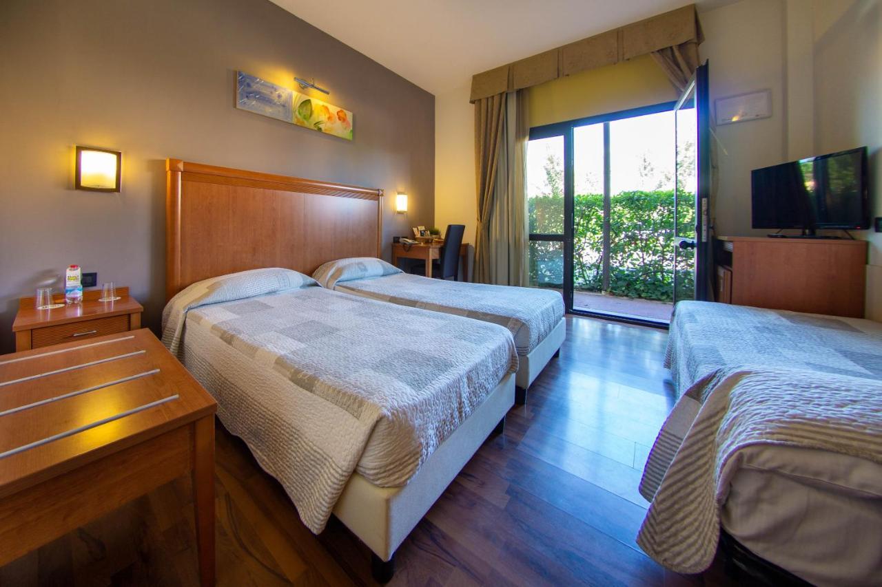 Hotel Regio Rubiera Buitenkant foto